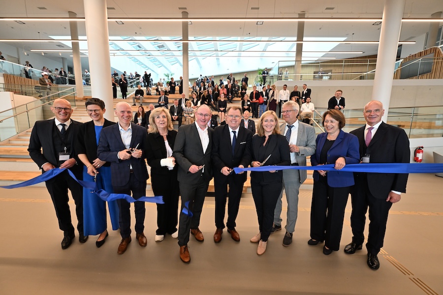 BGW und VBG eröffnen das PREVIER in Hamburg